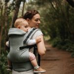 "Comment choisir le meilleur porte-bébé pour allier confort et praticité"