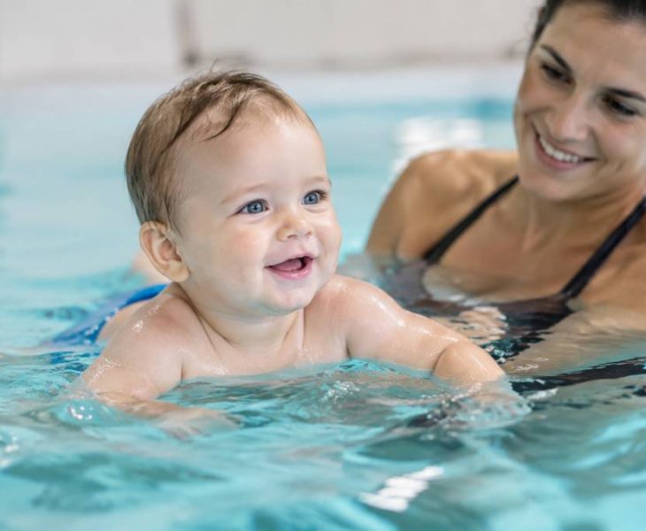 Bébé nageur : à quel âge commencer ?