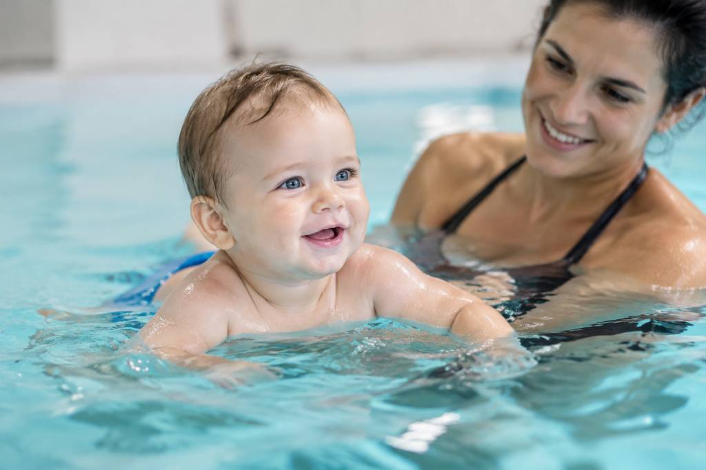 Bébé nageur : à quel âge commencer ?