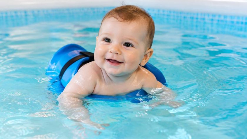 Bébé nageurs : à quel âge commencer ?