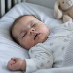 Apnée du sommeil nourrisson : symptômes, causes et quand consulter un médecin